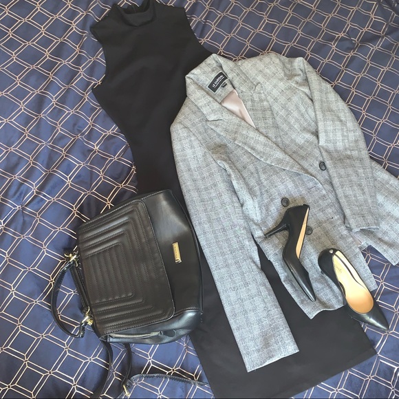 TAHARI - Picture 3 of 10